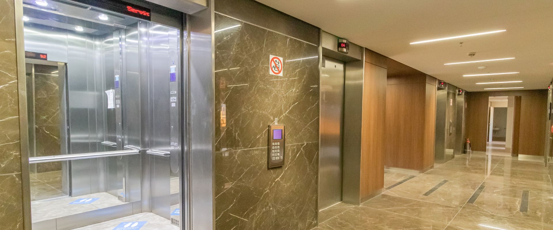 Banner - Controller Gear Elevator